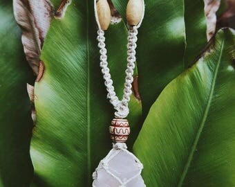 rose quartz crystal necklace meaning