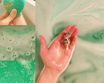 Large Mermaid Bath Bomb Surprise Shell Inside | Beach Scent