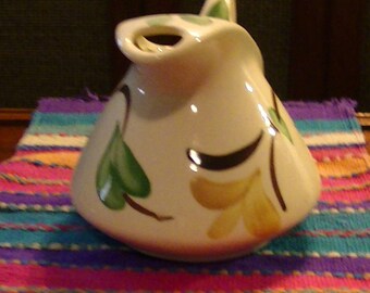 Vintage Yellow Ivy Puriton Beverage Jug, 1940's