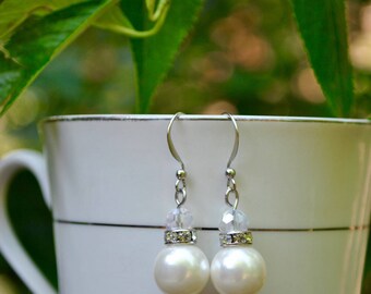 Pearl Earrings, Pearl Dangle Earrings, Pearl Drop Earrings, Special Occasion, Bridal Party Earrings, Wedding Earrings, Prom Earrings