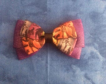 Tim Burton Fan hair bow, Tim Burton hair bow, Tim Burton, nightmare before Christmas, Allison Wonderland, beetle juice, Sleepyhollow hairbow