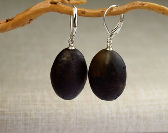 Amber earrings / Baltic amber earrings / Amber jewelry / dangle earrings / Unpolished Baltic Amber Earrings / drop earrings