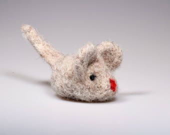 Cat Toy Felted mouse for cat Valerian Root and Catnip Cat Toy Needle felted mouse wit catmint Herb stuffed mouse Sheep wool toy