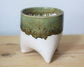 White and Green Pottery Planter – Ceramic Succulent Planter – Tripod Plant Pot – Whimsical Ceramic Planter – Cute Planter