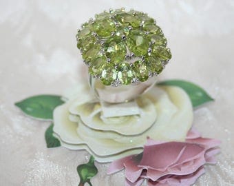 Ring set with genuine Peridot 925 sterling silver