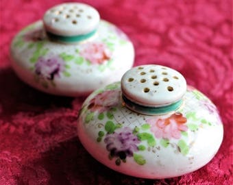 Vintage Round Floral Salt & Pepper Shakers, Country Kitchen, Shabby Chic, Old Time Salt and Pepper Shakers, Grandma's Kitchen