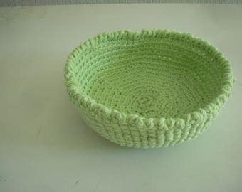 basket or bowl made in crochet, light green