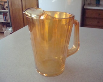 Vintage Jeannette 12B Carnival Glass Pitcher with Ice Lip