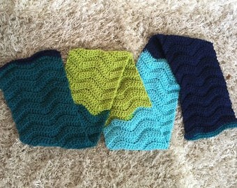 Crochet Wavy Ridge Scarf