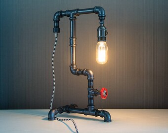 Pipe Lamp - Edison Lamp - Steampunk Lamp