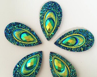 10 Peacock buttons, resin buttons, best selling peacock feather buttons, card crafting, jewellery making gems, rhinestone buttons