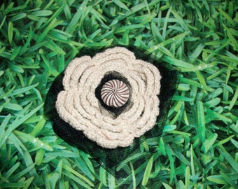 retro hair clip or brooch