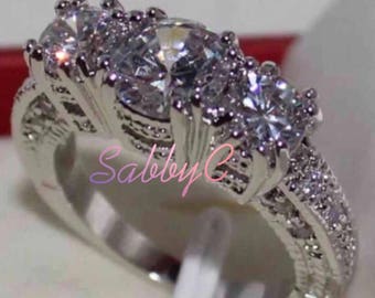 New 18 k white gold engagement ring