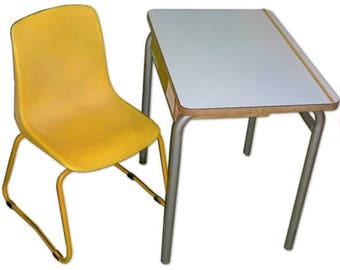 Vintage - 70's school desk