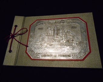 Century of Progress Photo/ Post Card Album Chicago World's Fair 1833-1933