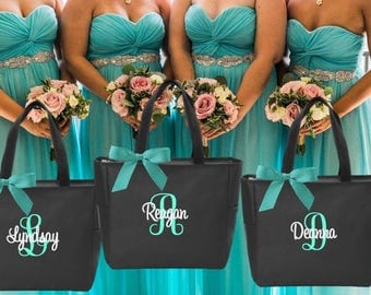 Bridesmaid tote bags , bachelorette party gifts , bridal party tote bags , Bridesmaid gifts Personalized Maid of Honor Monogrammed