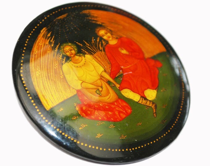 Hand Painted Brooch - Russian black Lacquer -women friendship - round pin