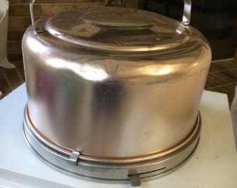 Vintage Mirro Cake Carrier