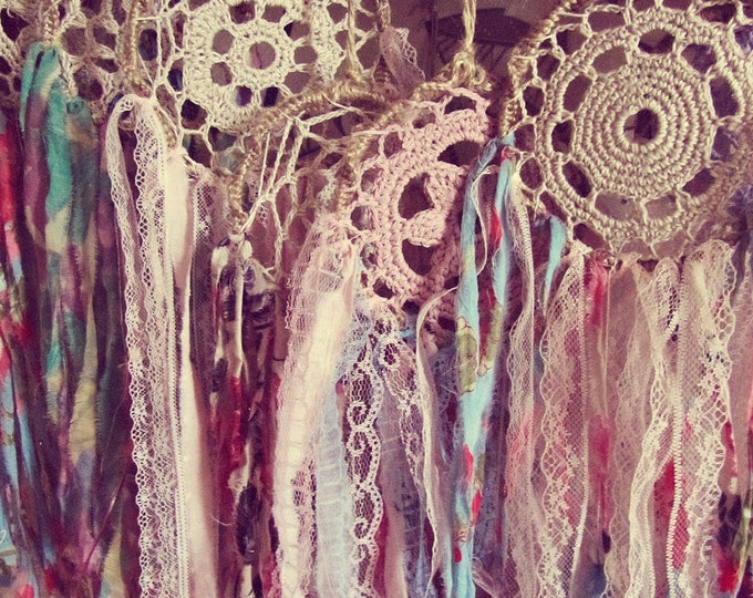 Boho Baby Shower Decoration - Dreamcatchers Party Favors - Baby Shower Gifts for Guests - Hippie Party Decor - Bohemian Dream Catcher