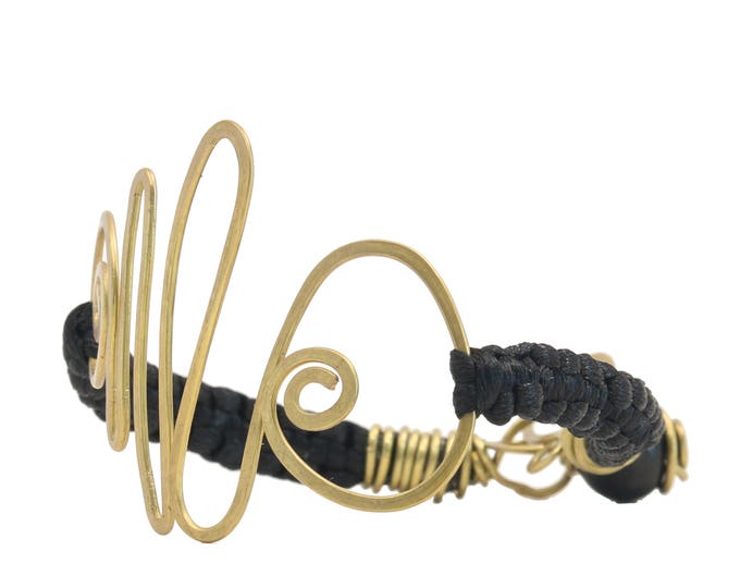 Black Onyx Macrame Gemstone Bracelet for Strength & Determination, Handmade Bracelet for Root Chakra, Reiki, Yoga
