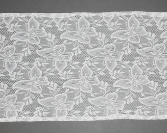 Vintage White Lace Table Runner Dresser Scarf Hand Hemmed 13 x 40 Inch Rectangle