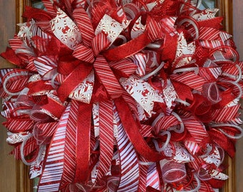 Candy Cane Wreath, Christmas Wreath, Christmas Decor, Holiday Decor, Holiday Wreath, Red and White Wreath for door