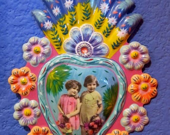 Sacred Heart Tin Milagro - Painted Romantic Children - Girls Milagro