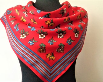 Dirndl scarf, Edelweiss flower print, Trachten Bandana, Red Handkerchief, oktoberfest, dirndl accessory, Alpine Bandana