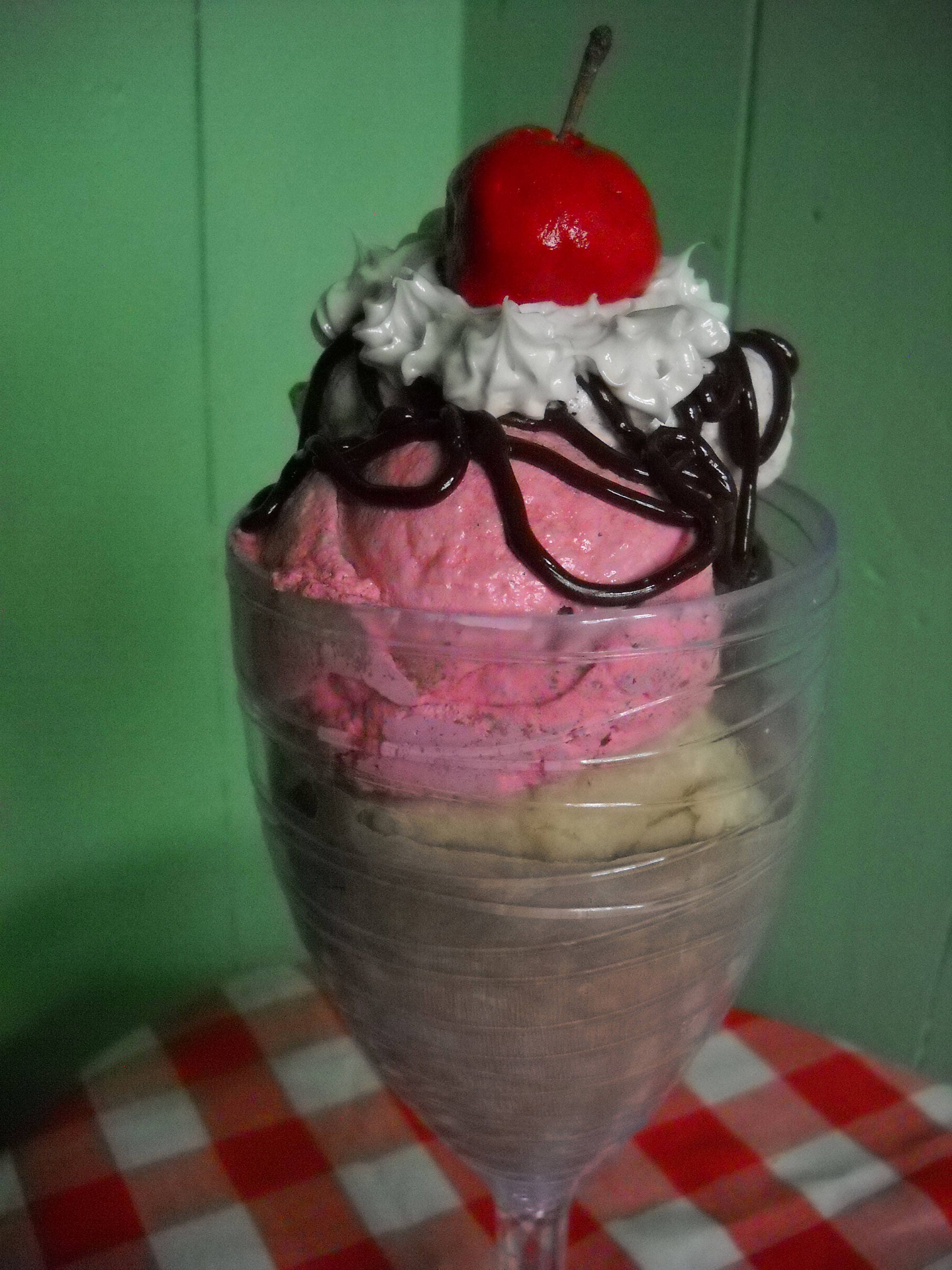 Fake Food Prop Fake Ice Cream Sundae With Syrup And Cherry 0155