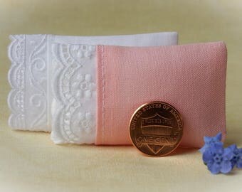 Dollhouse Pillows, Miniature Pillows Set of 2 Assorted Pillows, 1 White, 1 Pink - 1:12 scale, One Inch Scale
