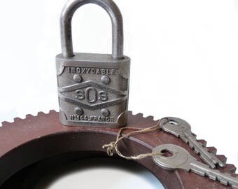 Vintage lock with 2 Keys SOS 144 Padlock French Lock 1950s