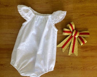 Baby girls snowflake play suit , baby romper, broderie anglaise white pretty, christmas, christening, baptism outfit . Handmade baby girl.