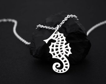 Sea Horse Necklace, Sterling Silver Seahorse Necklace, Seahorse Jewelry, Seahorse Pendant, Seahorse Charm, Sea Life, Ocean Necklace
