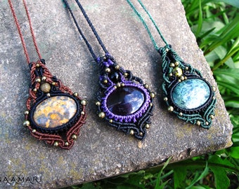 Labradorite / amethyst macrame necklace, tribal fairy pixie gypsy boho pendant , makrame pendant, psytrance gypsy jewelry, macrame pendant