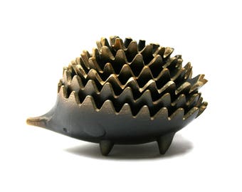Vintage nesting metal hedgehog ashtrays, Walter Bosse style, 1960s