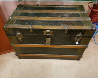 Italian Steamer Trunk 1920's - Local Pickup Only