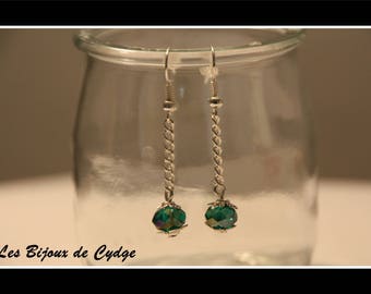 Earring chain and emerald green faceted bead