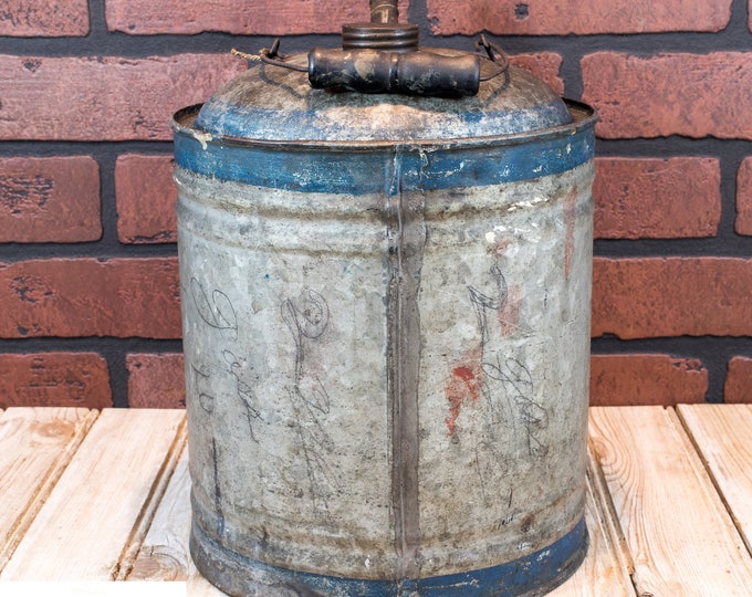 Antique Gas Oil Can | 2 Gallon | Reed Manufacturing Company | Vintage Petroliana