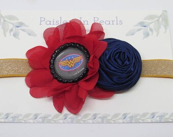 Baby girl headband, Wonder Woman, Baby girl bow, Newborn Headband, Superhero Headband, Photo prop, Birthday Headband, shower gift, costume