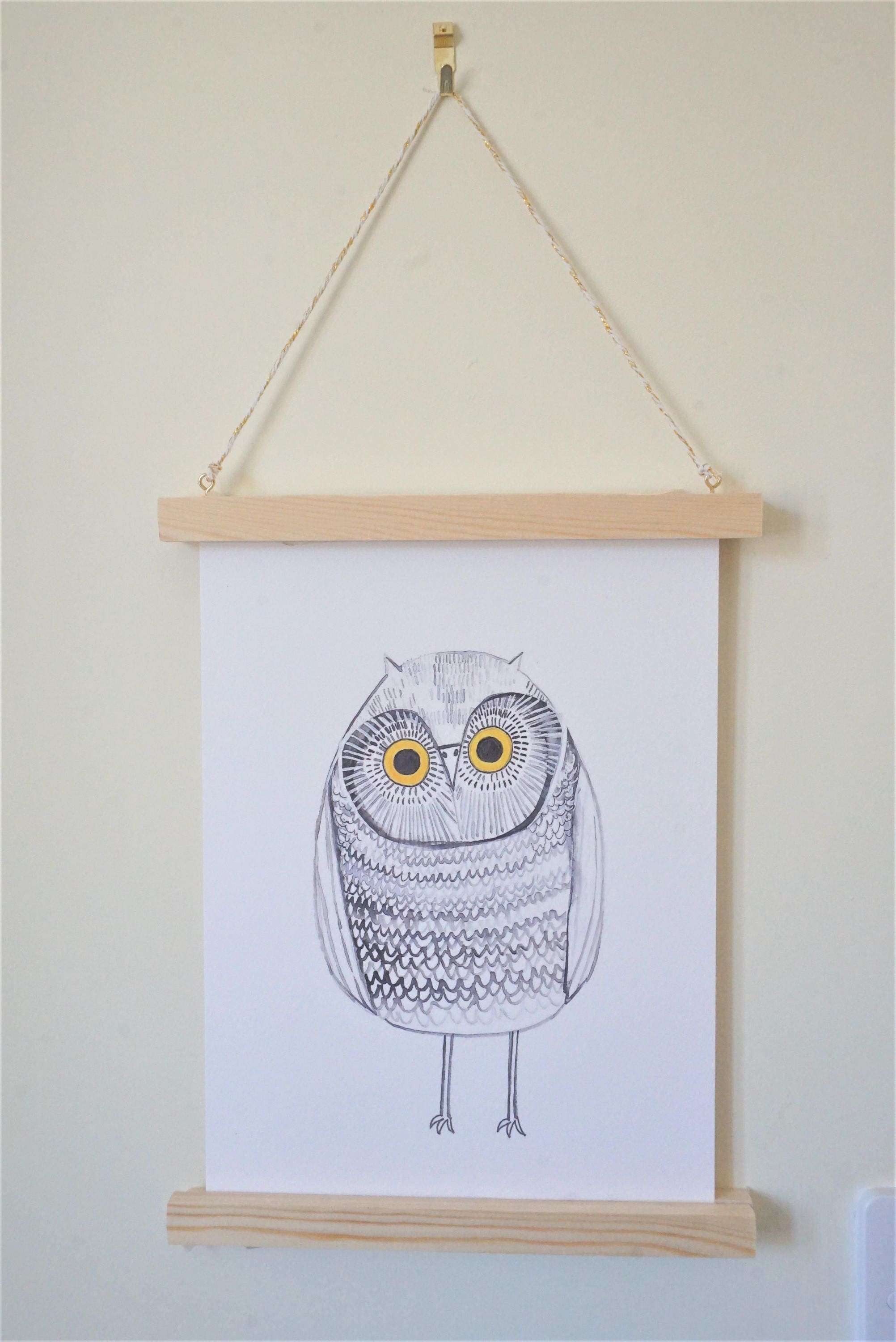 Wood Picture Poster Hanger Perfect for Prints with brass