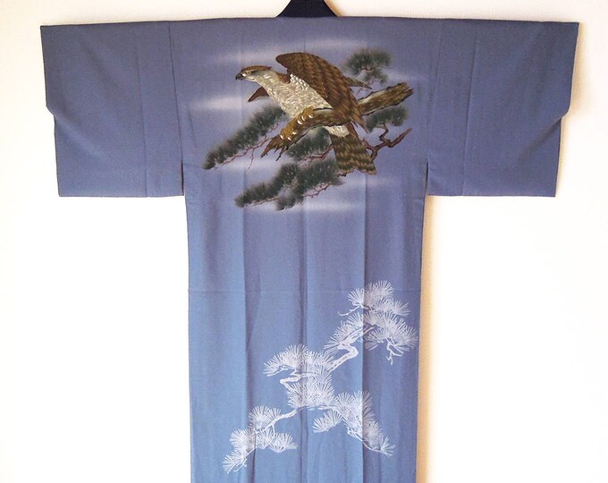 Vintage Japanese Men's Kimono / Hawk was drawn / Silk Gown / Juban