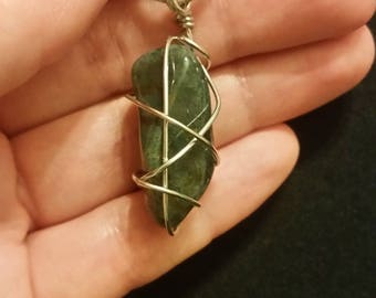 Moss Agate pendant - moss agate necklace - wire wrapped stone pendant