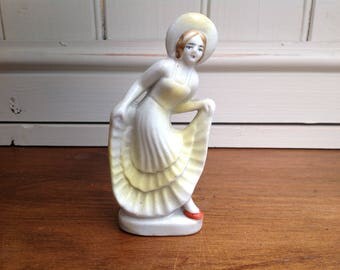 Vintage bisque Deco style lady figurine 1950s made in japan