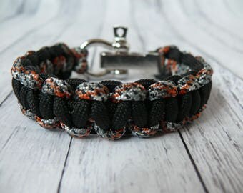 Paracord bracelet Men's Survival Bracelet Gift for a men for Men Gift for a father or guy Green bracelet for men bracelet 550 paracord cord