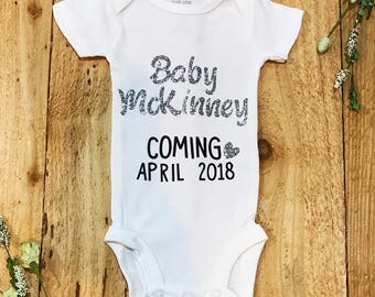 Pregnancy announcement, guess what onesie, baby onesie, pregnancy onesie, pregnancy announcement ideas, announce pregnancy, baby outfit