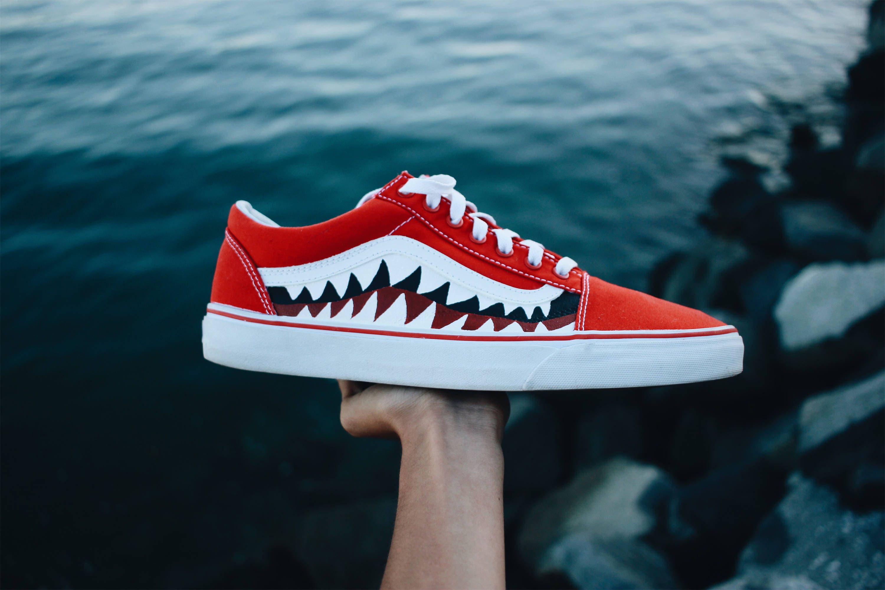 bape vans red