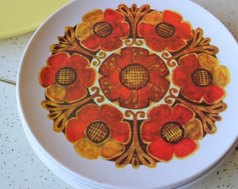 Set of 5 Funky Floral Vintage Melmac Plates Camping-Picnic-Summer Party
