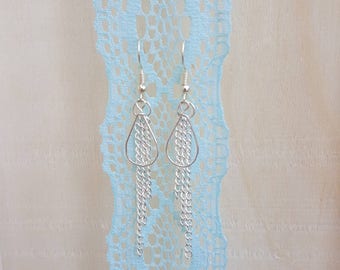 Teardrop chain dangle earrings in silver color Nickel free