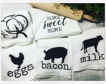 Farmhouse kitchen towels/ Farm Style Kitchen Towels / Farmhouse Tea Towels / Hanging Country Dish Towels /
