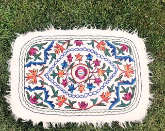 SWEDISH WOOL Throw Rug 1990s Vintage Embroidered Floral Print Small Rug Carpet